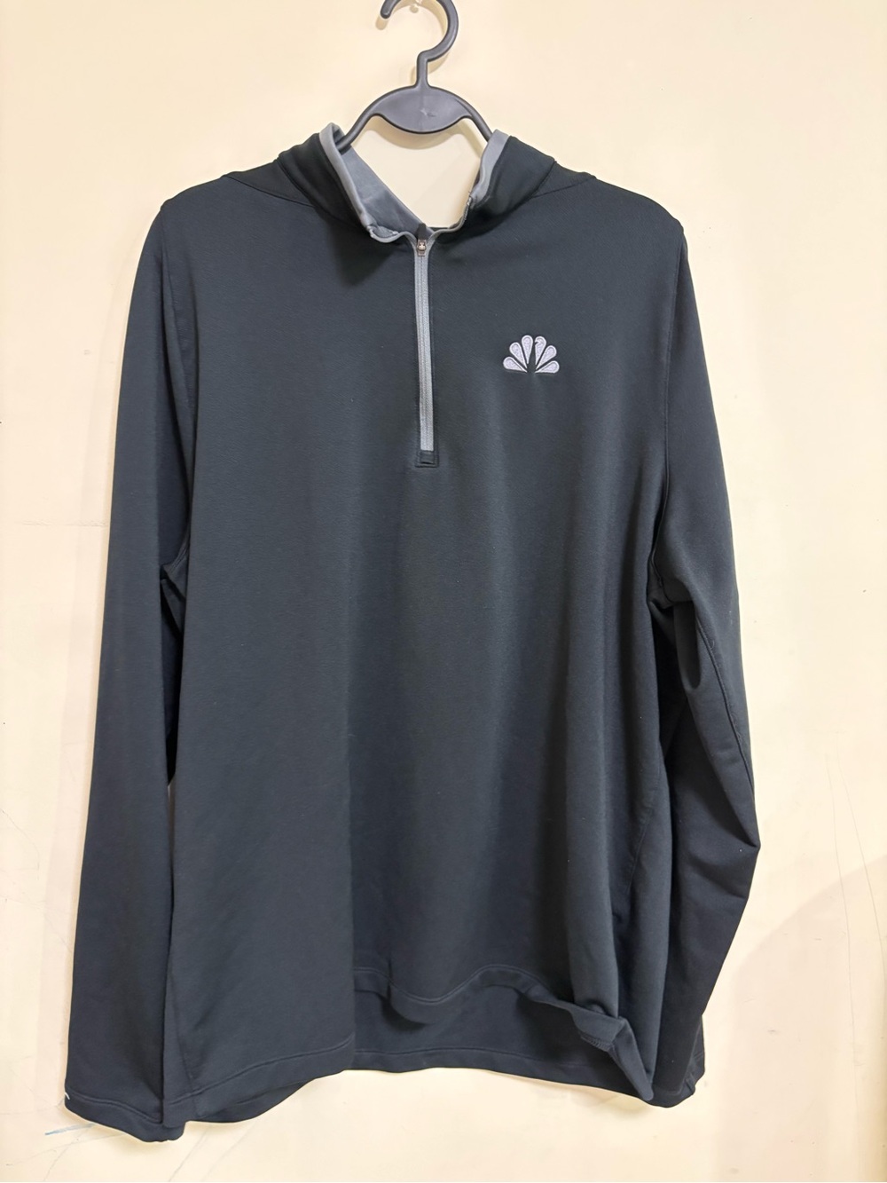 NIKE Men's Long Sleeve Hooded Quarter-Zip Shirt - Black